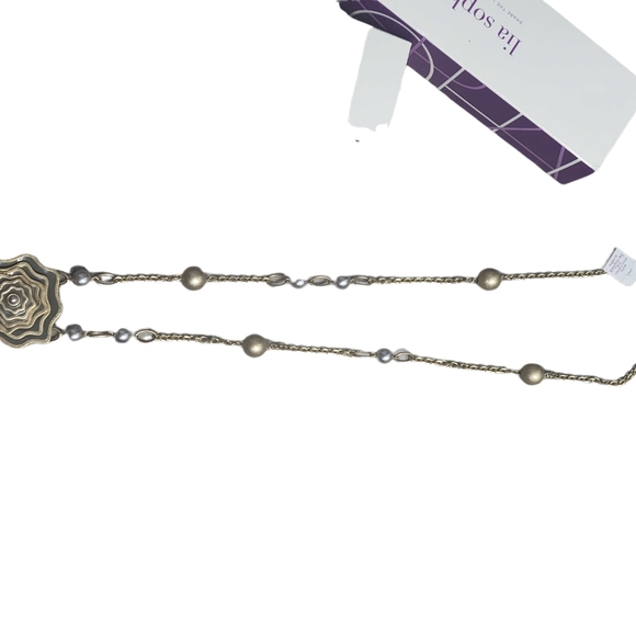 Lia sophia garden rose necklace 🆕️ - Picture 5 of 7